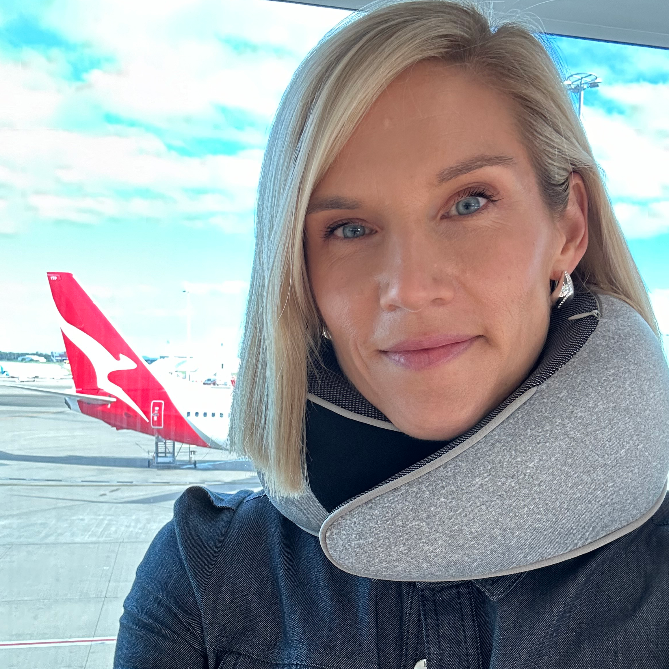 Alitzel | Snug Travel Pillow
