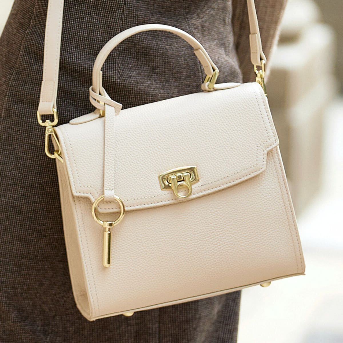 Luxe | Timeless & Sophisticated Lightweight Crossbody Handbag
