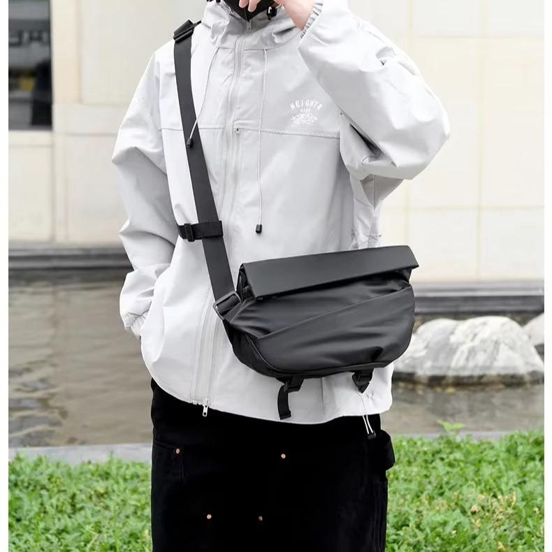 Leslie | Anti-Theft Expandable Crossbody Messenger Sling Travel Bag