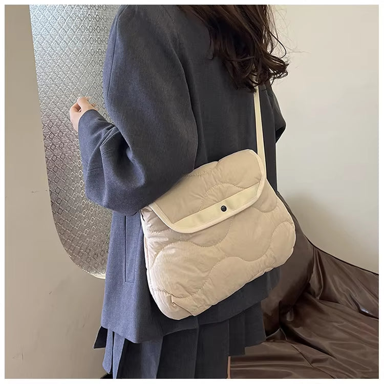 Madelynn | Sleek & Versatile Multi-Compartments Crossbody Bag