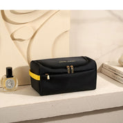 Dan | Waterproof Men's Toiletry Organizer