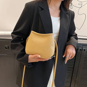 Galilea | Sleek Leather Crossbody Bag