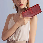 Teresa | RFID-Secure Vintage Leather Travel Wallet