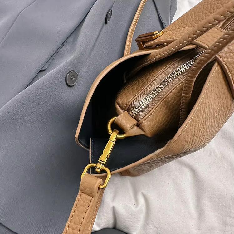 Sevyn | Timeless Classic Vintage Design Crossbody Handbag