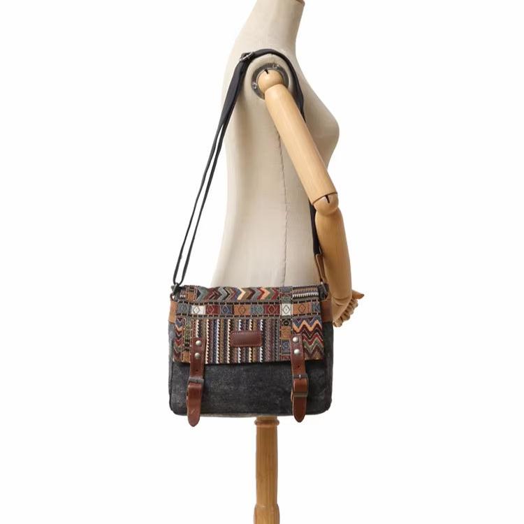 Jude | Vintage Striped Pattern Canvas Crossbody Messenger Bag