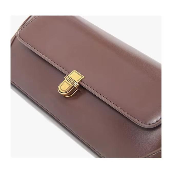 Mikayla | Vintage-Inspired Faux Leather Messenger Handbag