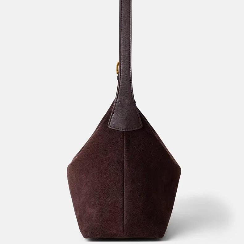 Sasha | Vintage-Inspired Velvet Crossbody Sling Handbag