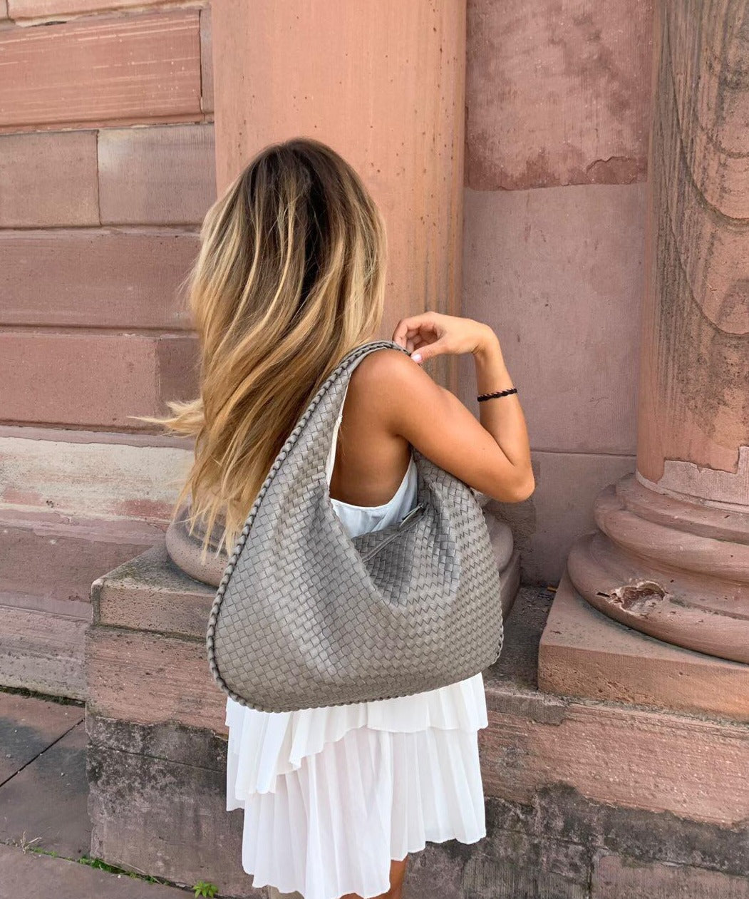 Pamela | Modern Textured Handbag - Style & Function