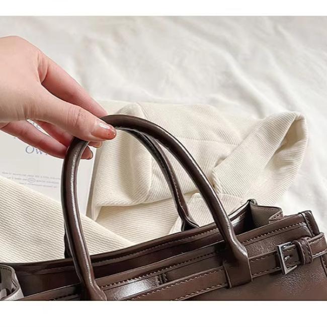 Calliope | Vintage-Style Functional Compartments Crossbody Handbag