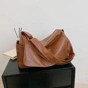 Paris | Stylish and Versatile Crossbody Messenger Bag
