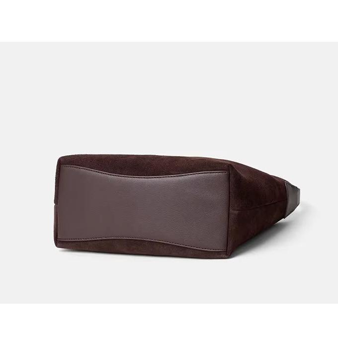 Sasha | Vintage-Inspired Velvet Crossbody Sling Handbag