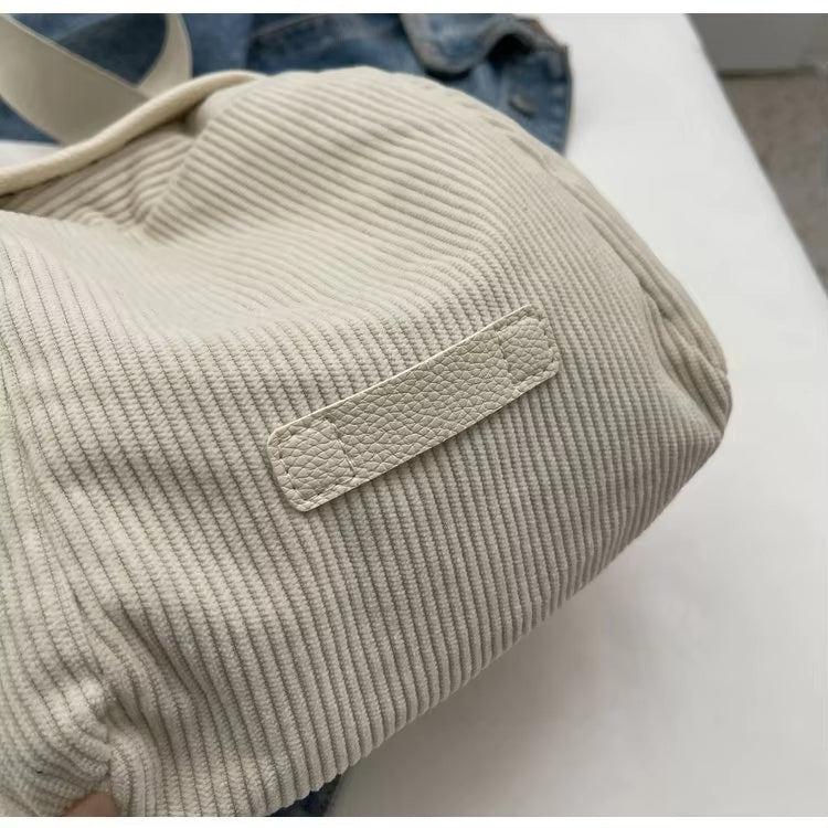 Kate | Lightweight & Comfortable Minimalist Crossbody Sling Bag
