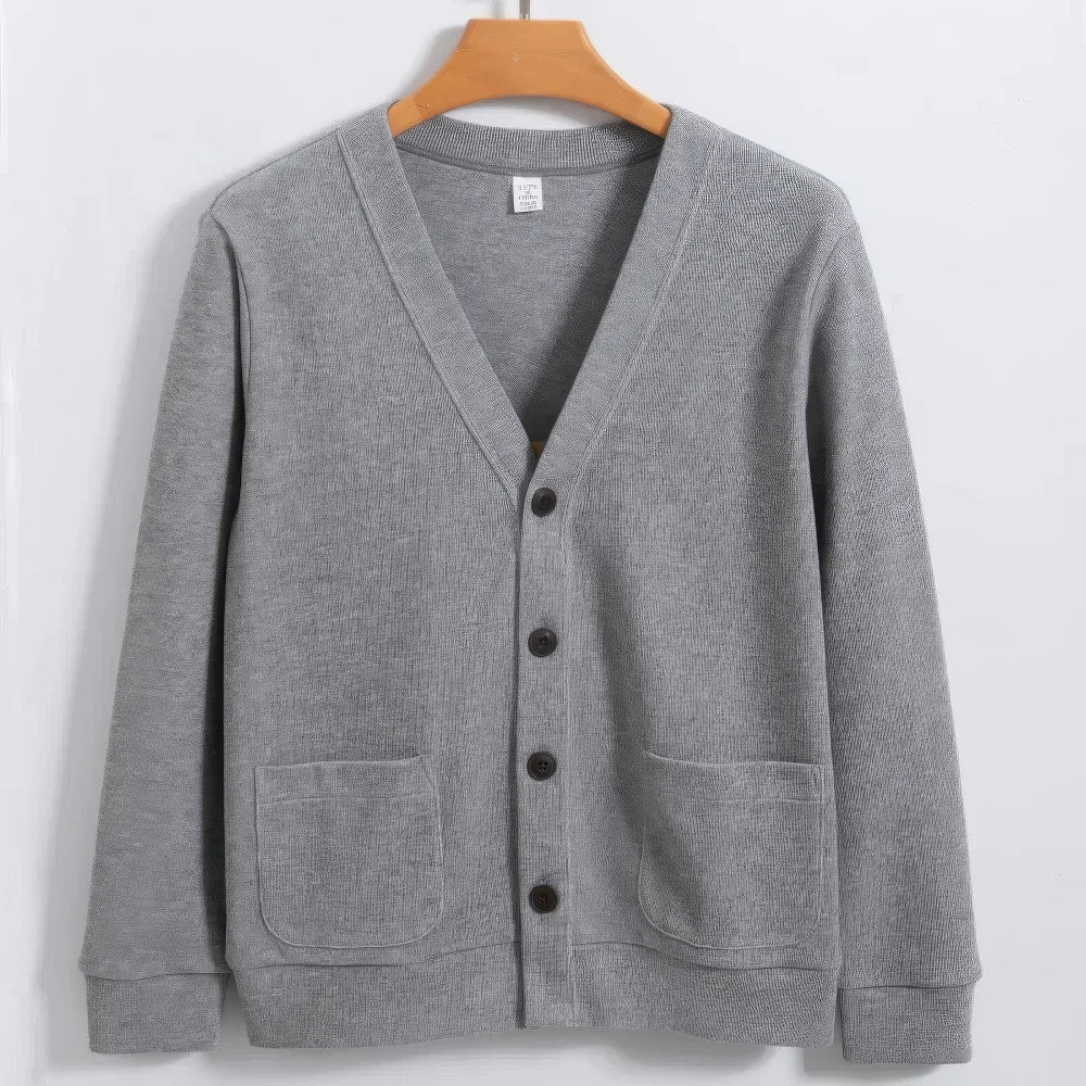 Ray | Comfortable and Stylish Men’s Solid Color Sweater