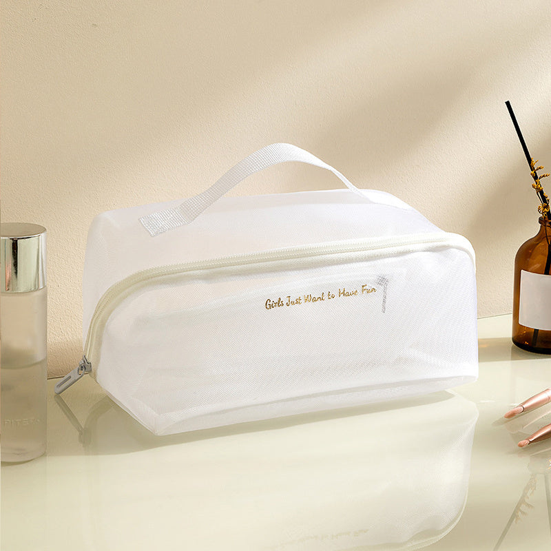 Elia | Spacious Mesh Travel Toiletry Bag