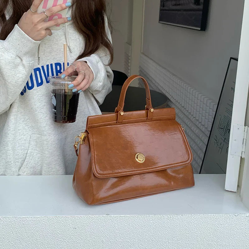Miracle | Women's Chic Vintage Faux Leather Crossbody Messenger Handbag