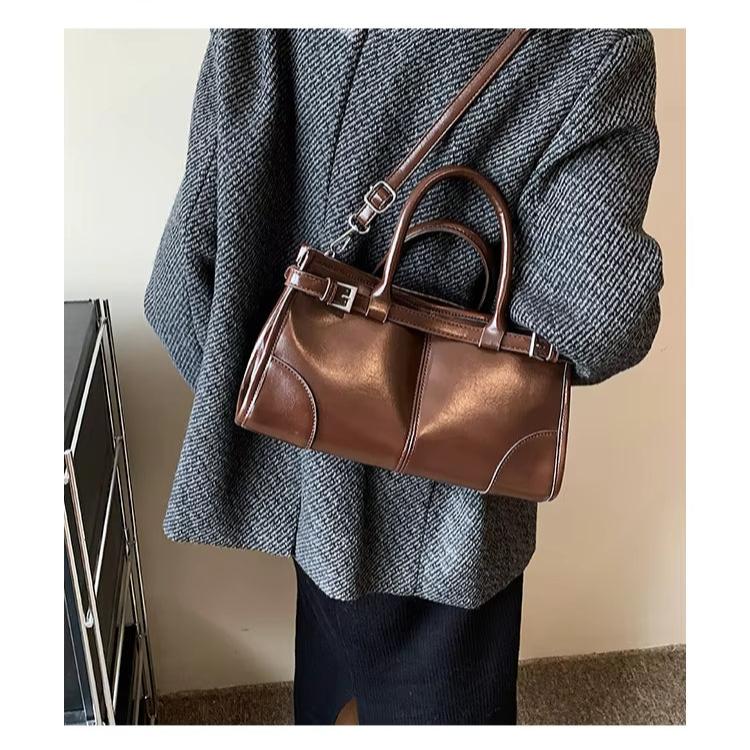Calliope | Vintage-Style Functional Compartments Crossbody Handbag