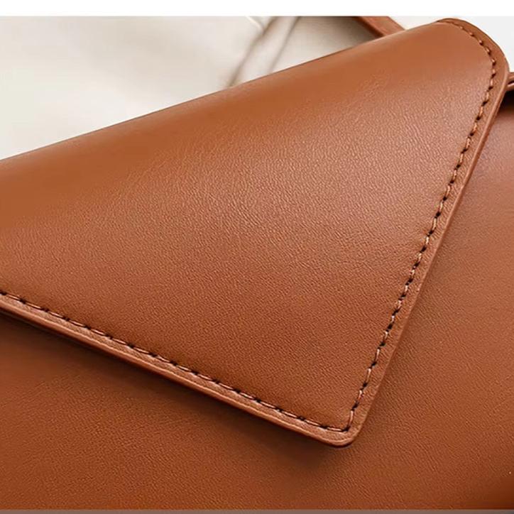 Cameron | Compact & Lightweight Retro-Inspired Sling Purse