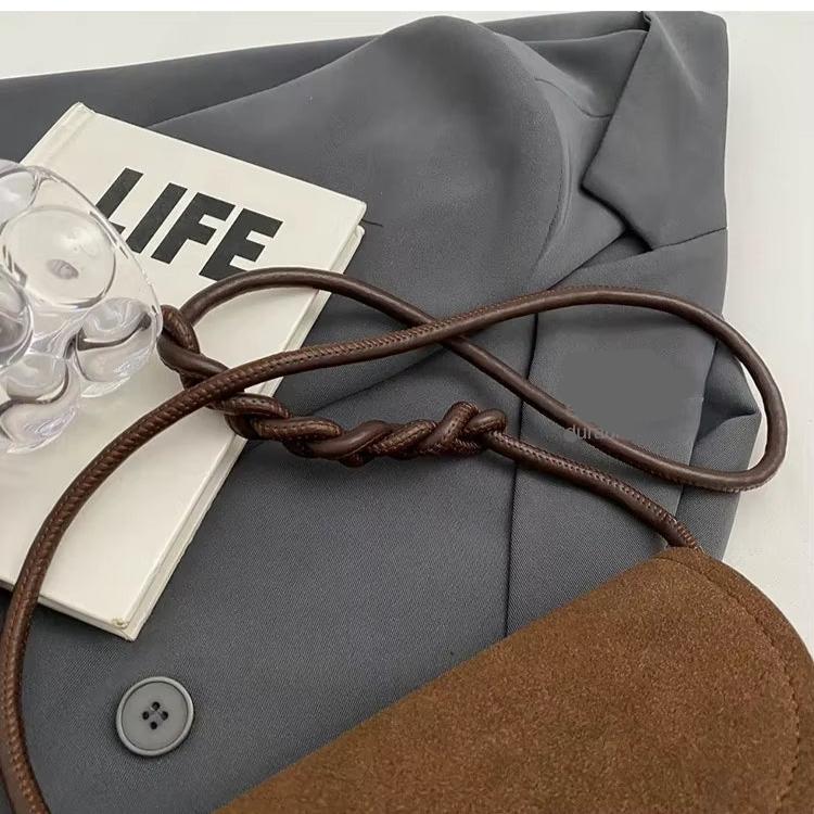 Nori | Chic & Versatile Mini Crossbody Sling Bag
