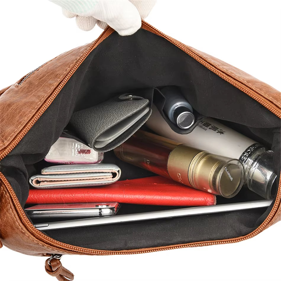 Ezra | Timeless Vintage-Style Crossbody Messenger Bag