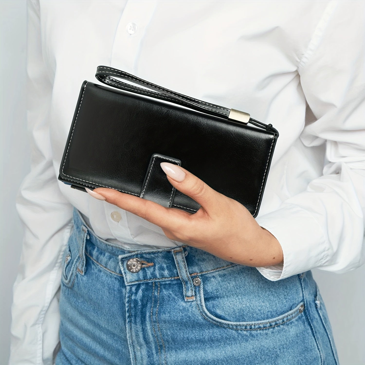 Tiffany | Timeless Multi-Slot RFID-Secure Travel Wallet