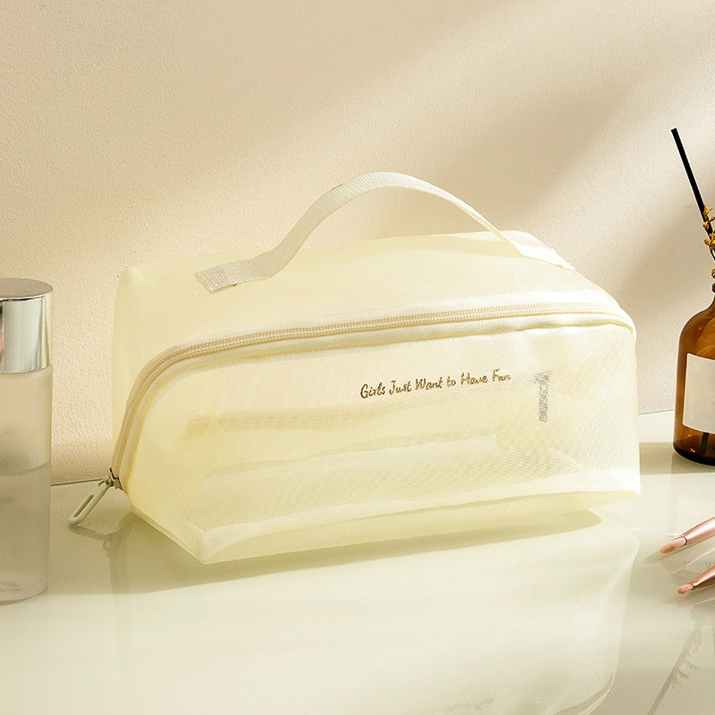 Elia | Spacious Mesh Travel Toiletry Bag