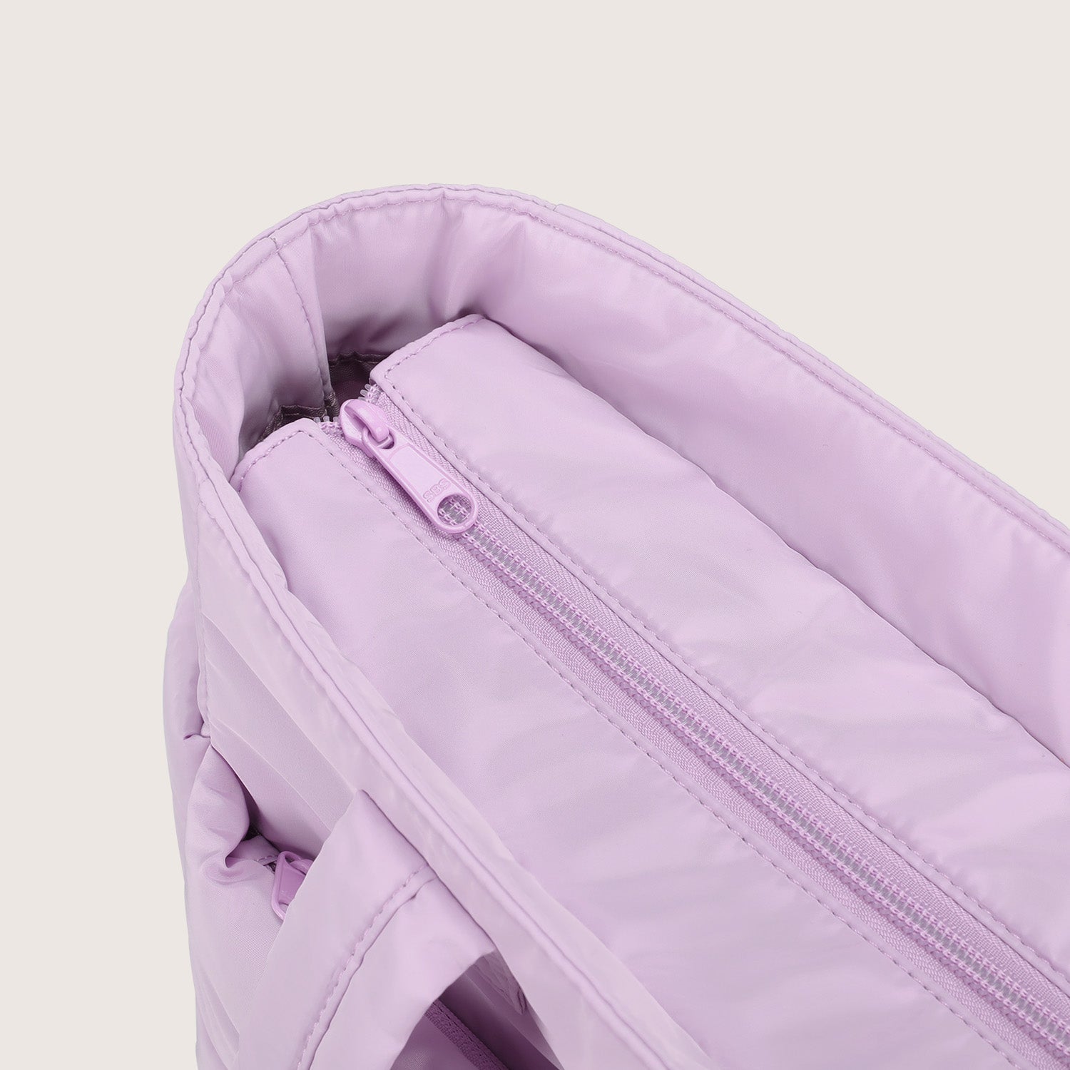 Stylish Bagsmart 20L Puffy Tote with Dedicated 15.6" Laptop Storage