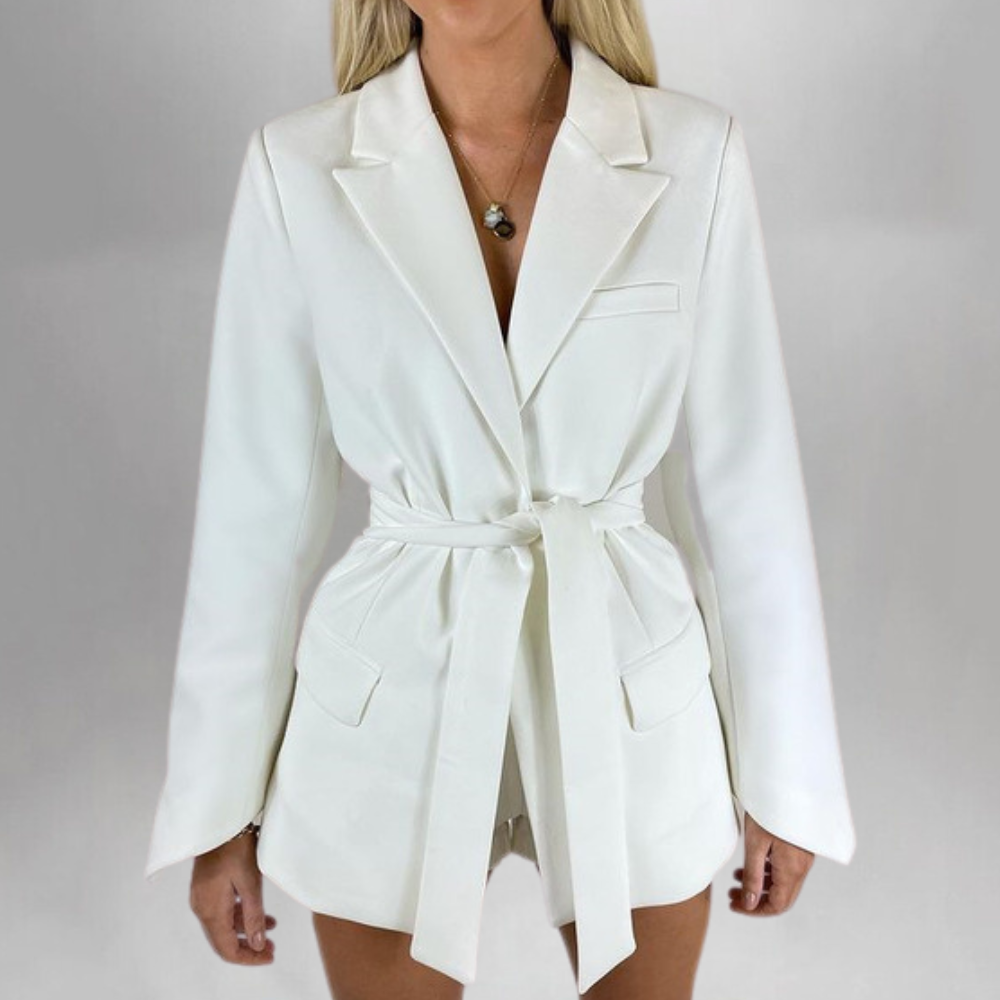 Emilia | Stylish Belted Blazer for Elegant Outfits