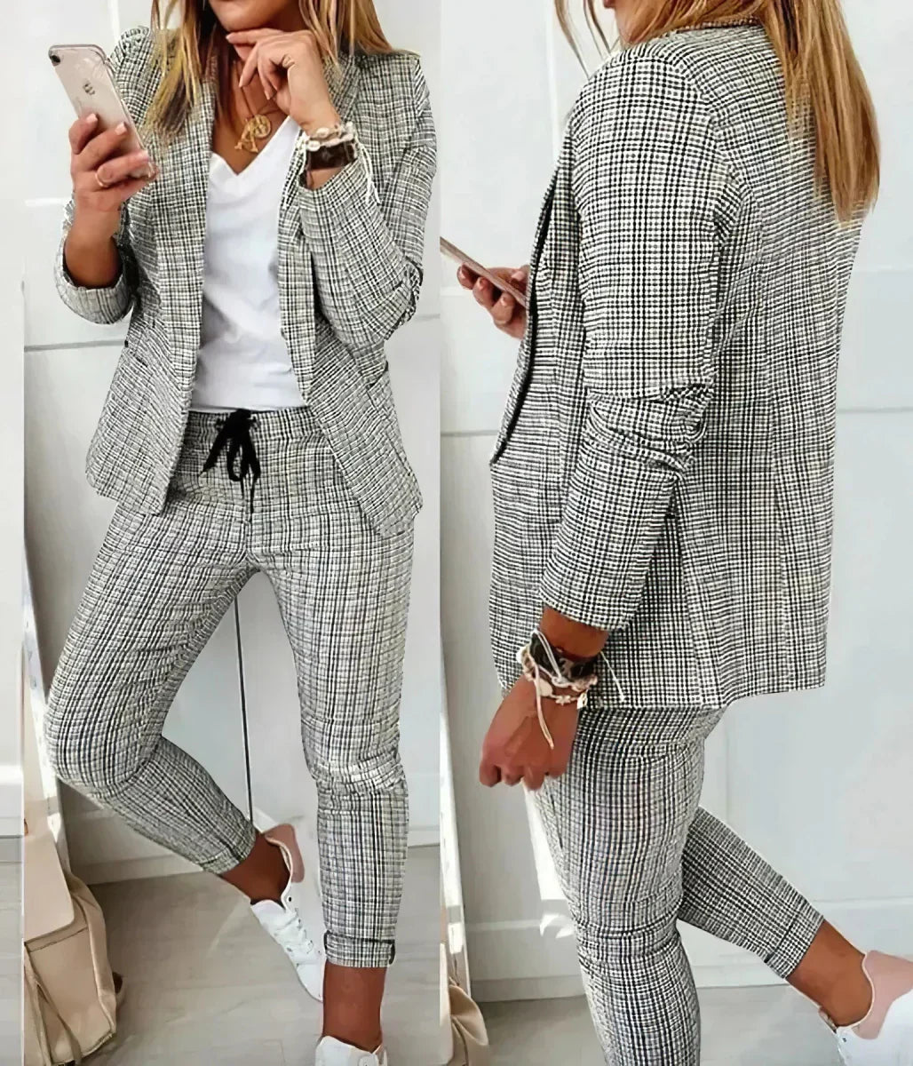 Chic Elegance: Stylish Two-Piece Ensemble - Lizabella Fashion -  -  - Chic Elegance: Stylish Two-Piece Ensemble - Lizabella Fashion - #tag1# - #tag2#
