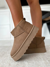 Cozy Autumn Boots by MILLS - Lizabella Fashion -  -  - Cozy Autumn Boots by MILLS - Lizabella Fashion - #tag1# - #tag2#