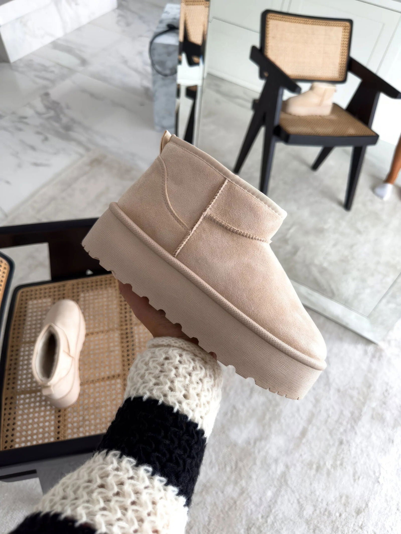 Cozy Autumn Boots by MILLS - Lizabella Fashion -  -  - Cozy Autumn Boots by MILLS - Lizabella Fashion - #tag1# - #tag2#