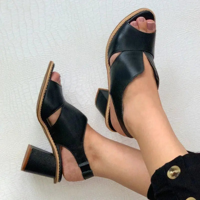 GILLIAN | Chic and Stylish Leather Sandals - Lizabella Fashion