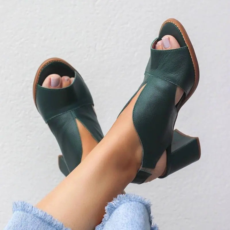 GILLIAN | Chic and Stylish Leather Sandals - Lizabella Fashion