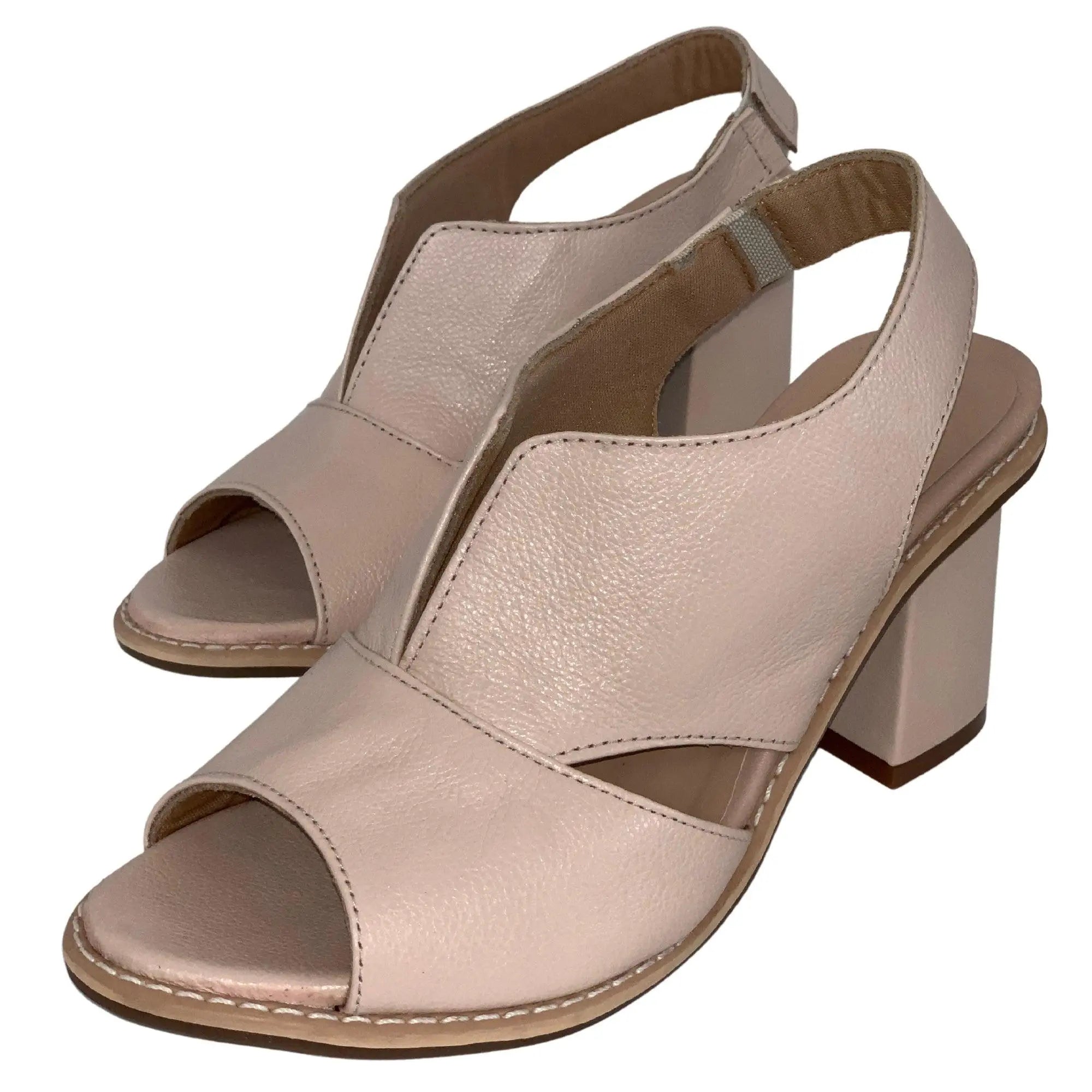 GILLIAN | Chic and Stylish Leather Sandals - Lizabella Fashion