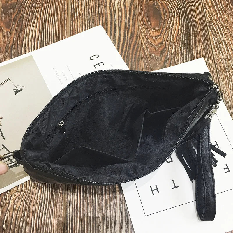 Ophelia | Stylish, Compact & Lightweight Travel-Friendly Sling Purse