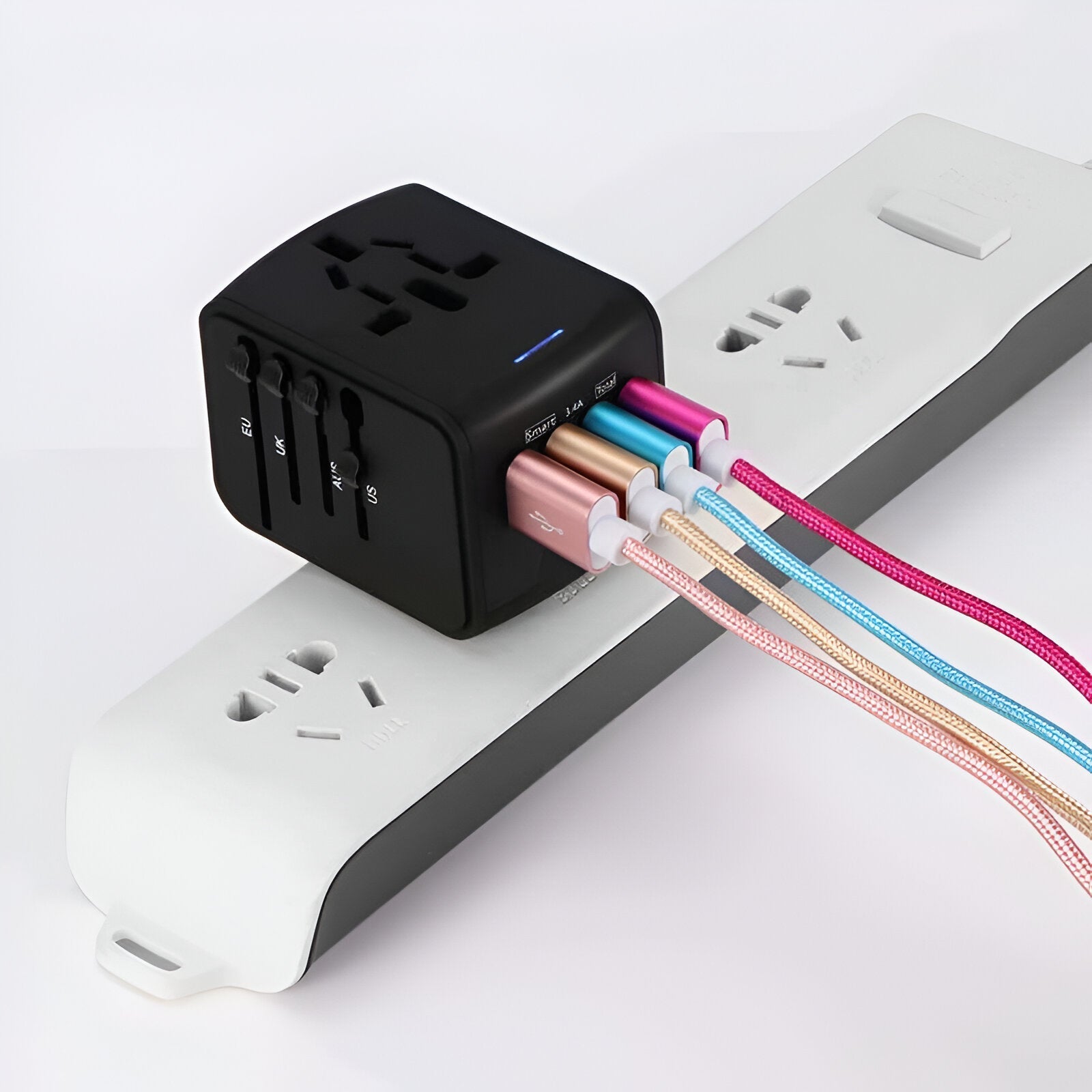 ElIa | Universal Travel Adapter