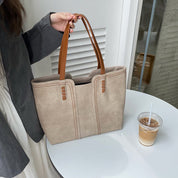 Amara | Luxurious and Fashionable Carryall for Work and Leisure