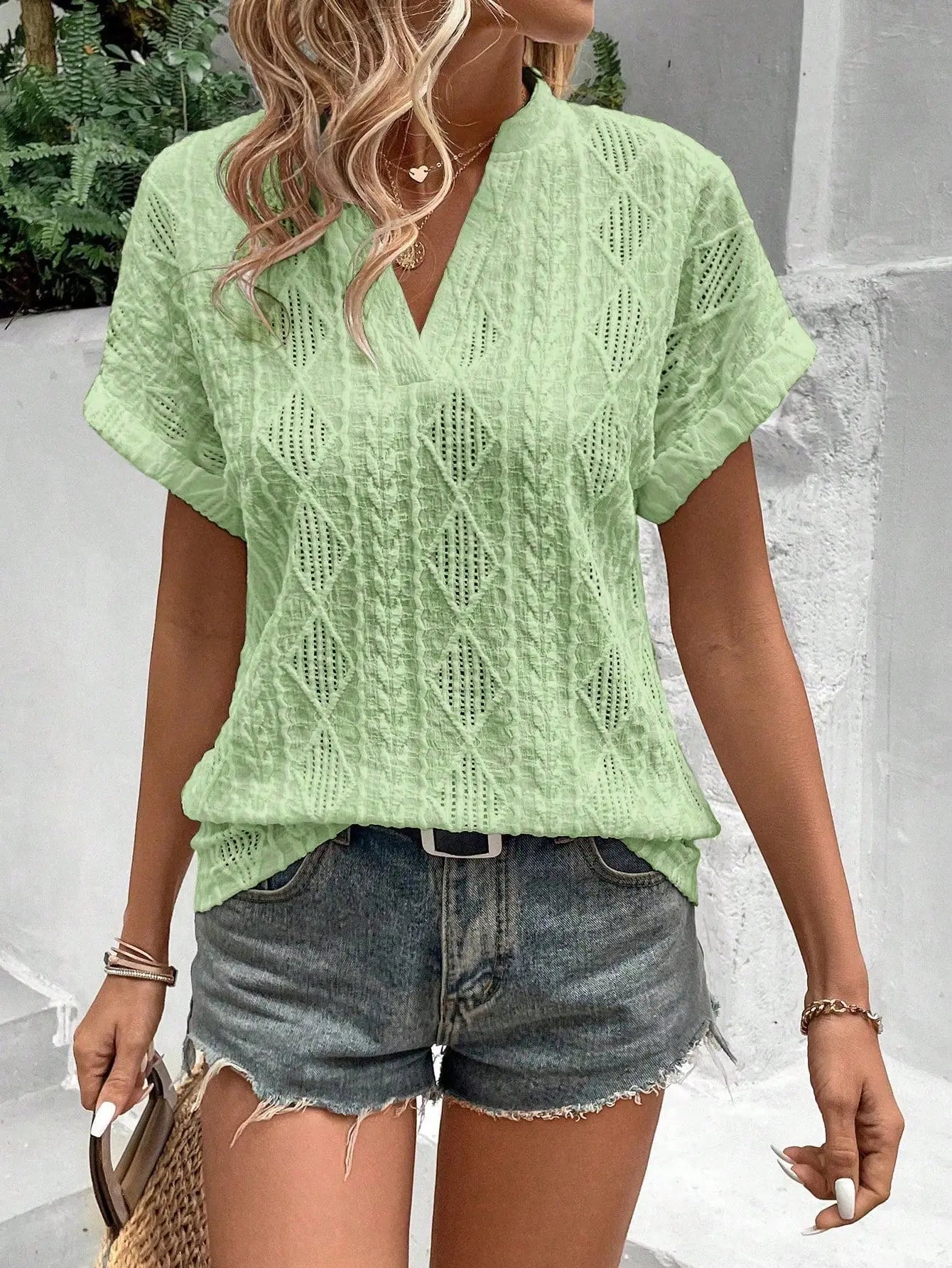 LESLEY | Chic Short Sleeve Top for Women - Lizabella Fashion