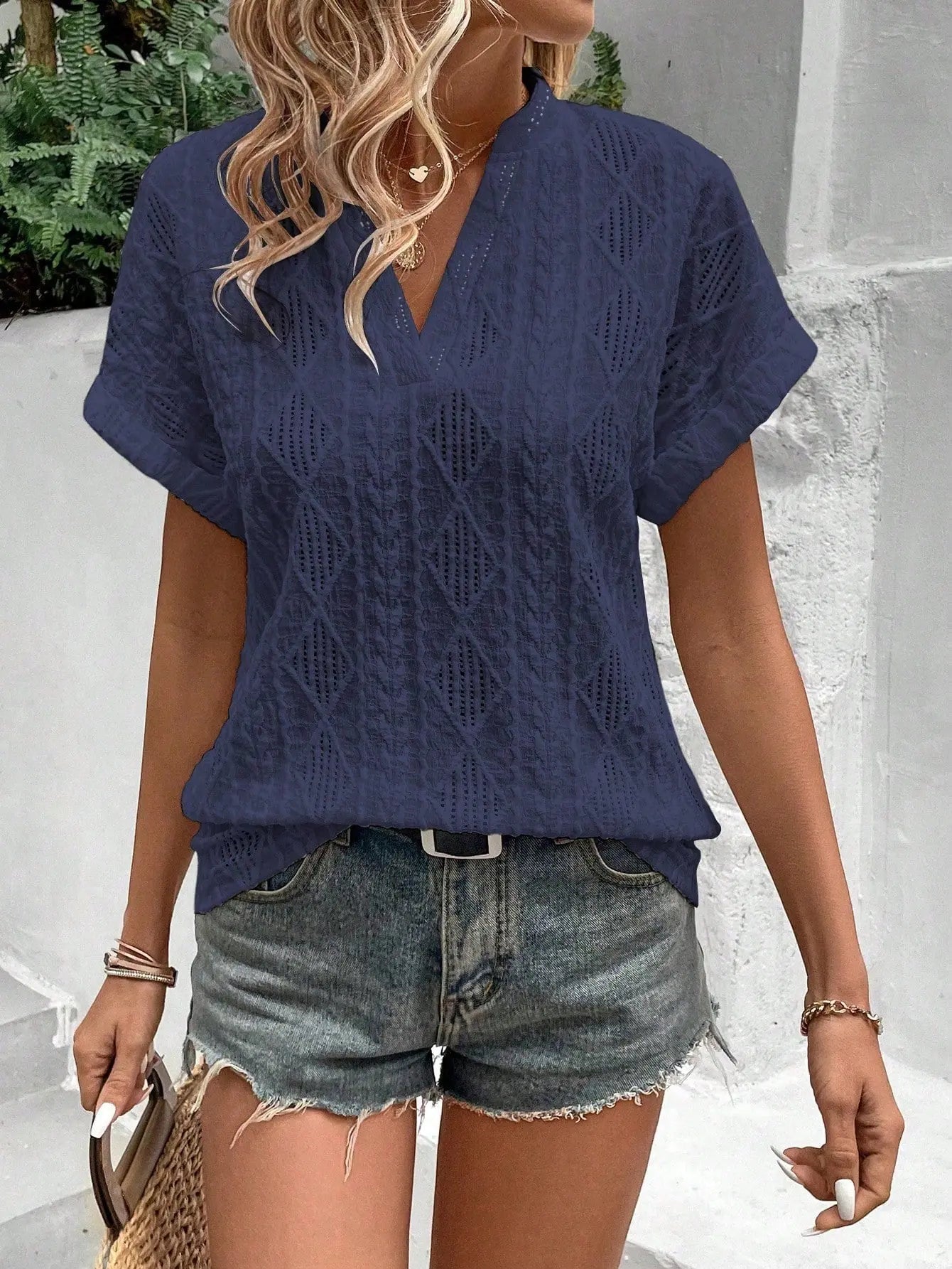 LESLEY | Chic Short Sleeve Top for Women - Lizabella Fashion