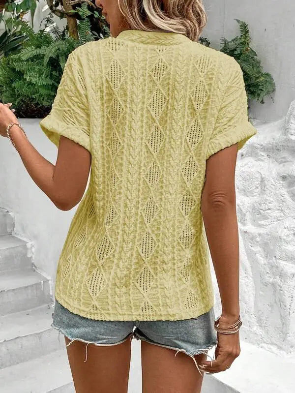 LESLEY | Chic Short Sleeve Top for Women - Lizabella Fashion
