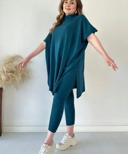 NIKKI | Cozy Chic Two-Piece Ensemble - Lizabella Fashion