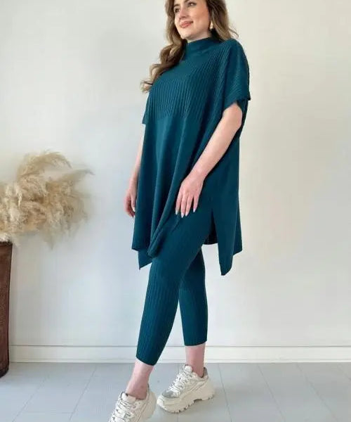 NIKKI | Cozy Chic Two-Piece Ensemble - Lizabella Fashion