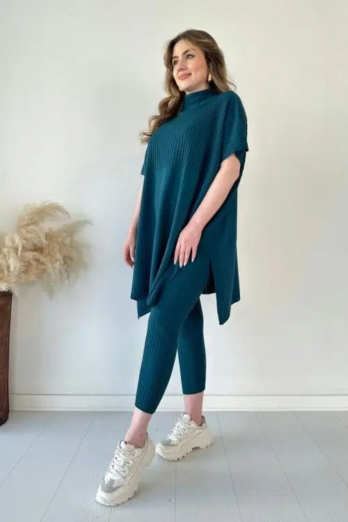 NIKKI | Cozy Chic Two-Piece Ensemble - Lizabella Fashion