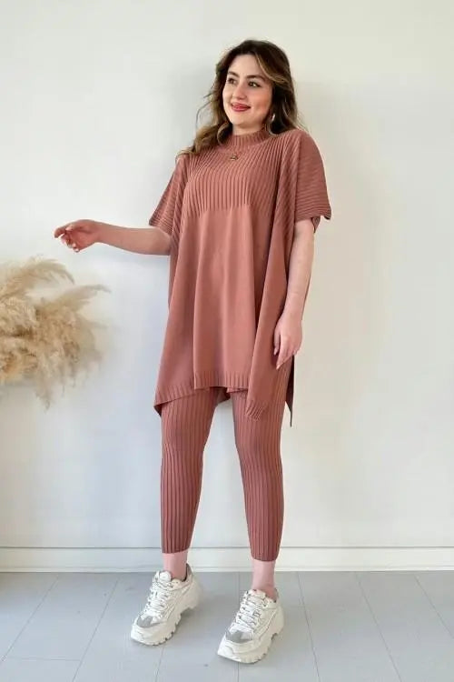 NIKKI | Cozy Chic Two-Piece Ensemble - Lizabella Fashion