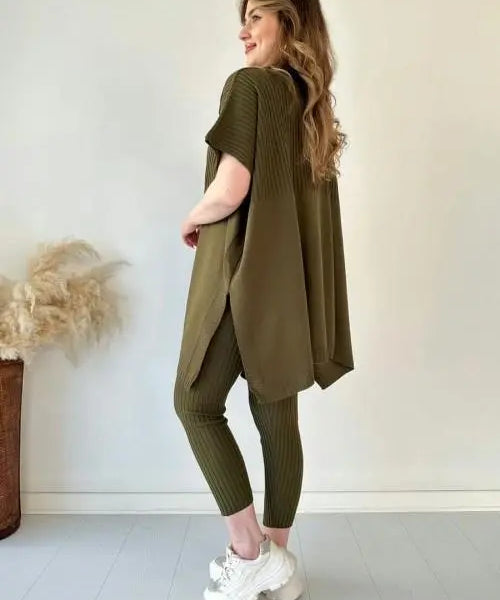 NIKKI | Cozy Chic Two-Piece Ensemble - Lizabella Fashion