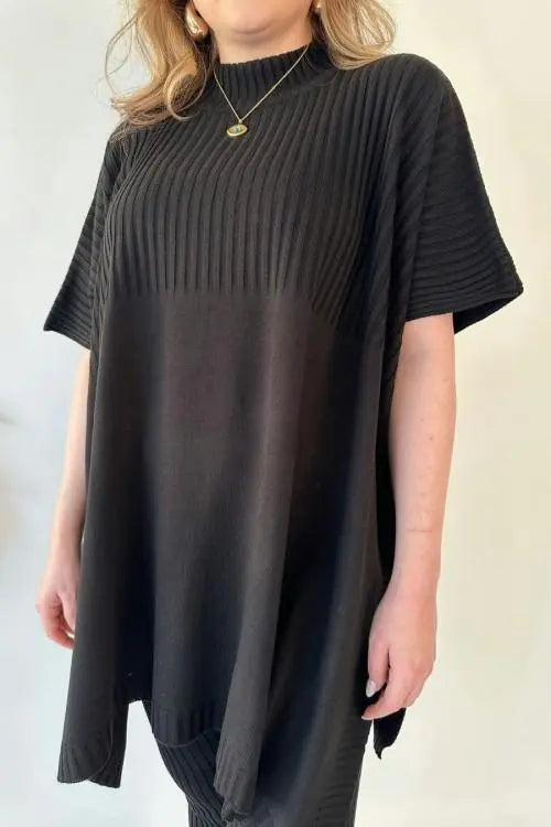 NIKKI | Cozy Chic Two-Piece Ensemble - Lizabella Fashion
