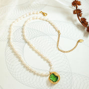 Leslie | Green Pendant Pearl Necklace