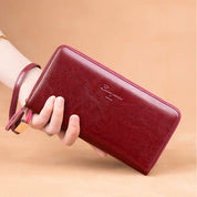 Harlee | Sleek and Versatile Travel Pouch