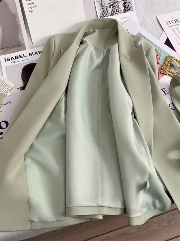 Ava | Stylish Belted Blazer for a Modern Look