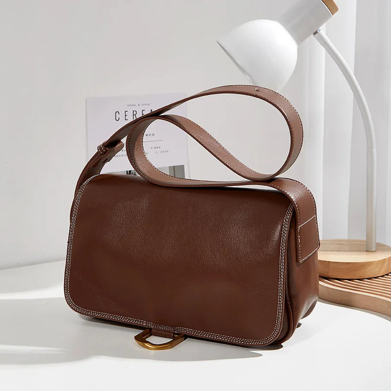 Alondra | Stylish and Functional Crossbody Messenger Bag