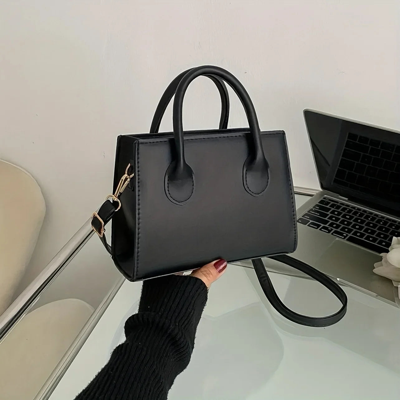 Carmen | Women's Minimalist Square Crossbody Leather Handbag